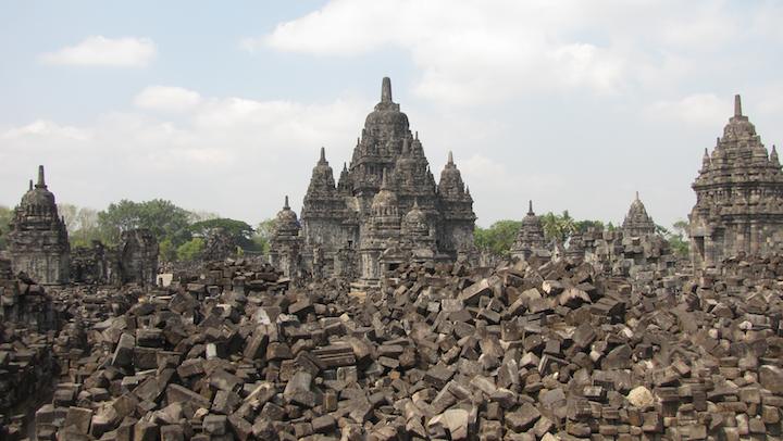 photo of stone block and temples at Candi Sewu